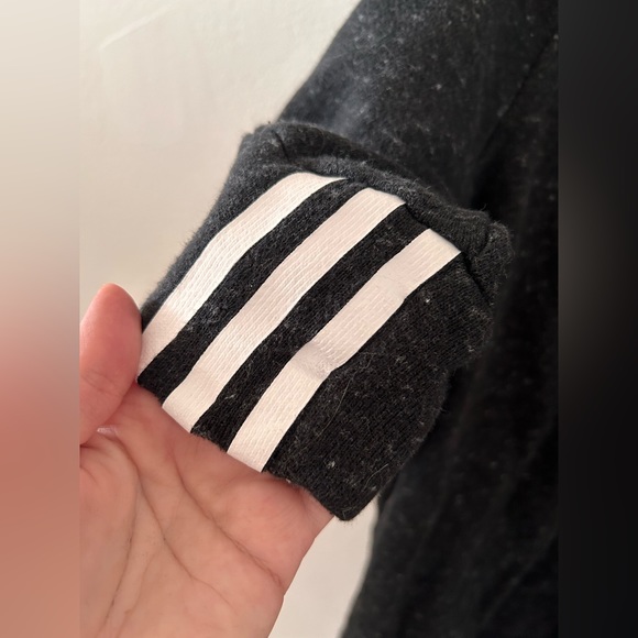 ADIDAS - Women’s High/ Low Top in Small - Picture 4 of 11